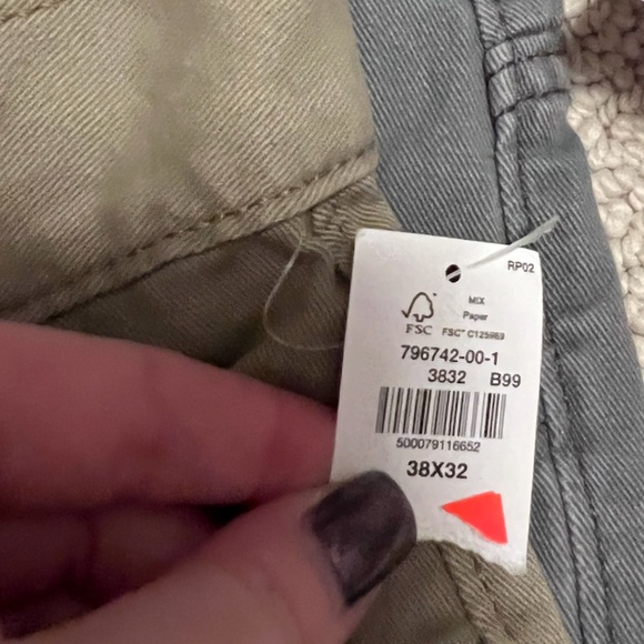 NWT: old navy Straight Non-Stretch Five-Pocket Pants 2-Pack for Men 38 x 32 - Picture 2 of 2